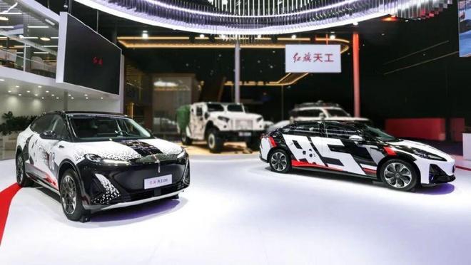 观花看2025成都汽车展销会j9九游会登录海川品车走马(图5)