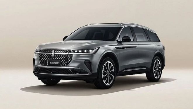 观花看2025成都汽车展销会j9九游会登录海川品车走马(图7)